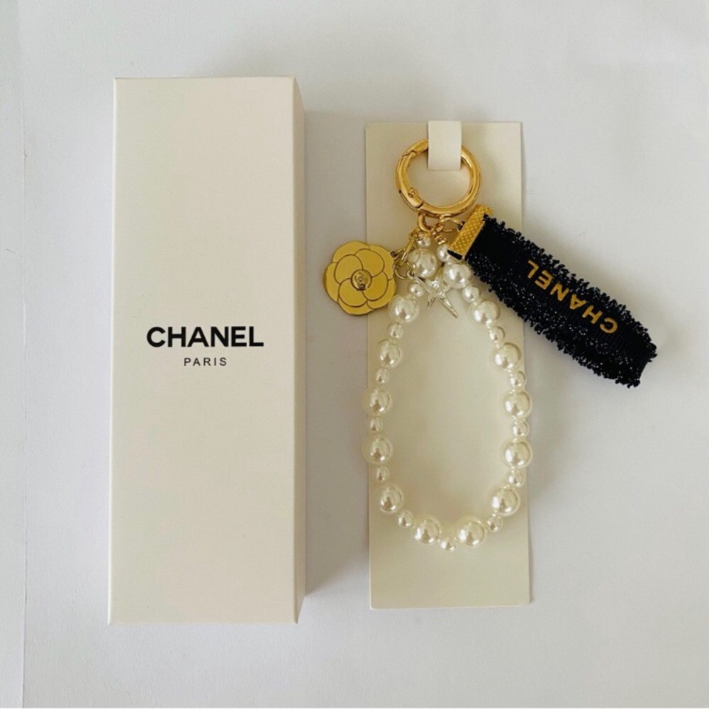 New Chanel VIP GWP Navy Metallic Ribbon Pearls Camellia Star Key Chain Bag Charm